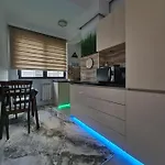 Faleza Nord De Lux Nou Pe Malul Marii * كونستانتا