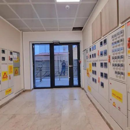 Apartman Faleza Nord De Lux Nou Pe Malul Marii