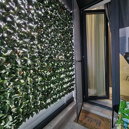 Apartman Faleza Nord De Lux Nou Pe Malul Marii *