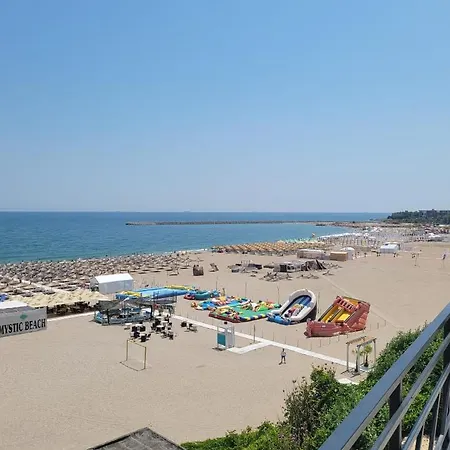 아파트 Faleza Nord De Lux Nou Pe Malul Marii *