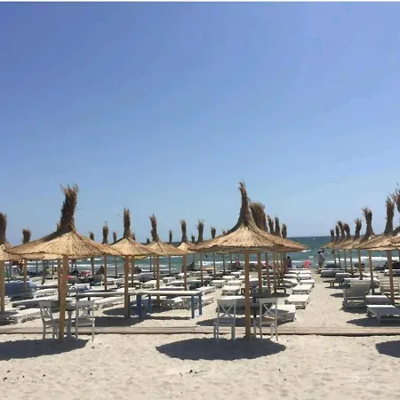 Faleza Nord De Lux Nou Pe Malul Marii