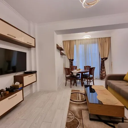 Faleza Nord De Lux Nou Pe Malul Marii 콘스탄차