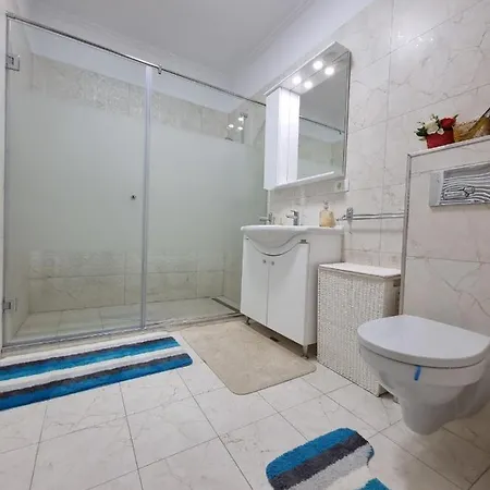 아파트 Faleza Nord De Lux Nou Pe Malul Marii *