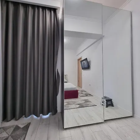 Faleza Nord De Lux Nou Pe Malul Marii Apartmán Constanţa