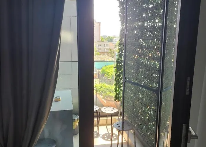 Faleza Nord De Lux Nou Pe Malul Marii * Constanţa