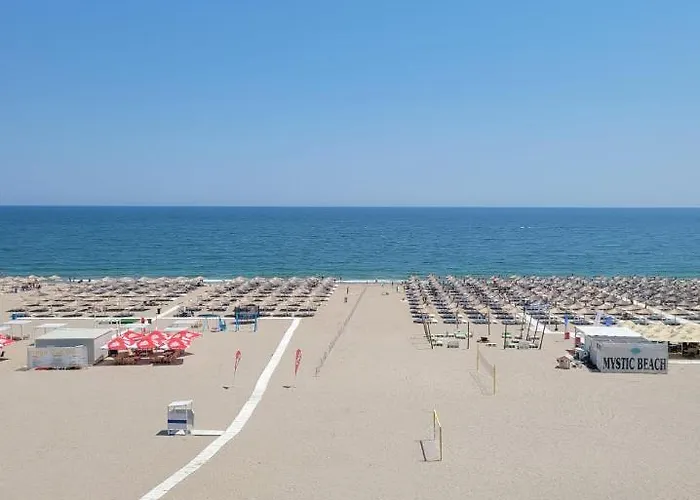 Faleza Nord De Lux Nou Pe Malul Marii * Constanţa