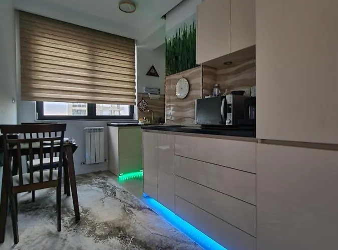 Faleza Nord De Lux Nou Pe Malul Marii * Constanţa